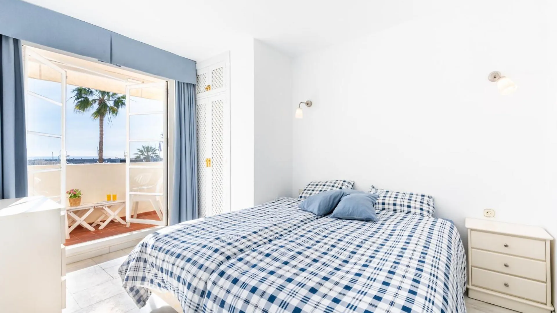 Puerto Deportivo - 2 Bedroom Apartment In Puerto Marina Benalmádena 0*,  Spanien