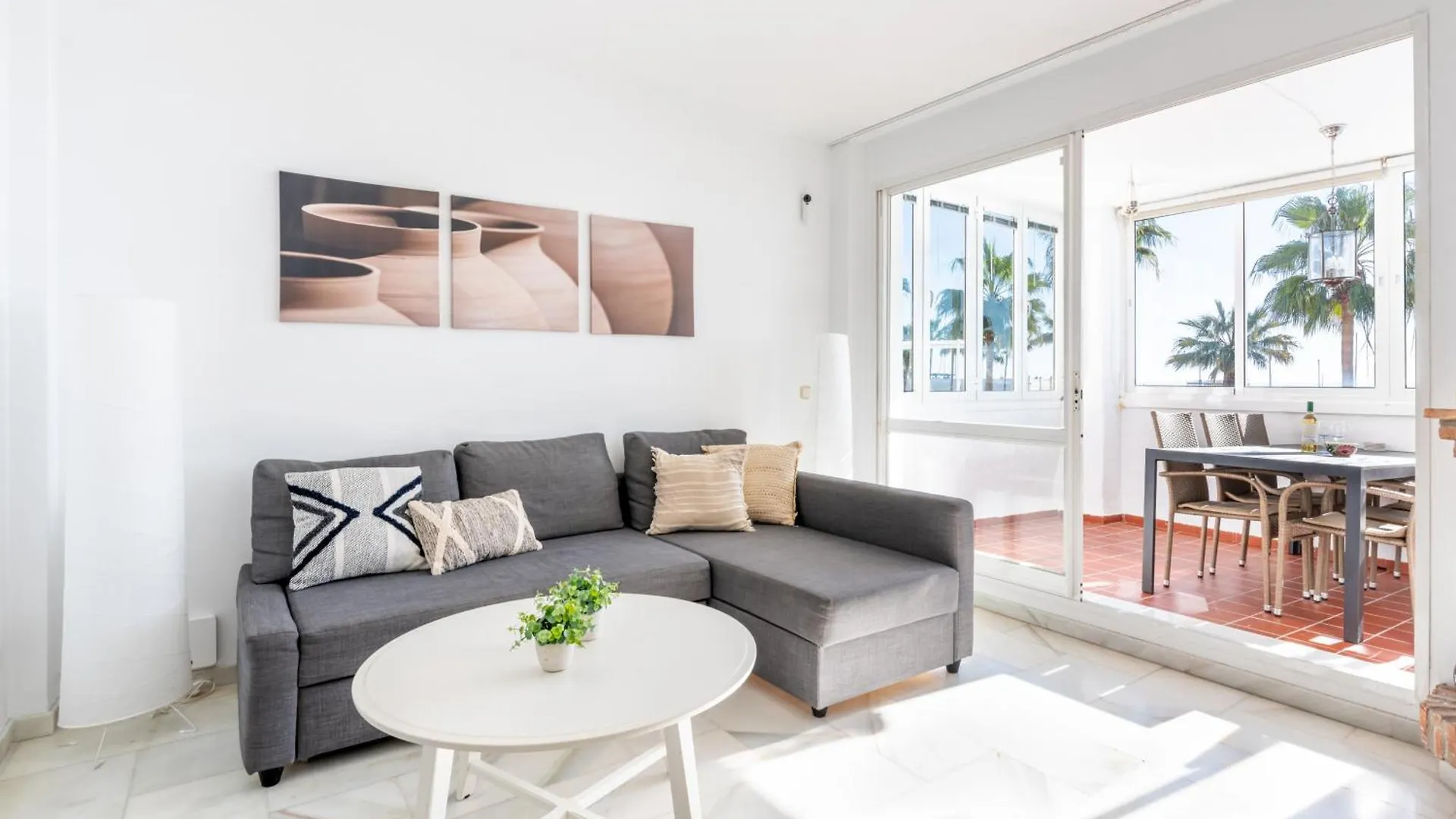 Puerto Deportivo - 2 Bedroom Apartment In Puerto Marina Benalmadena
