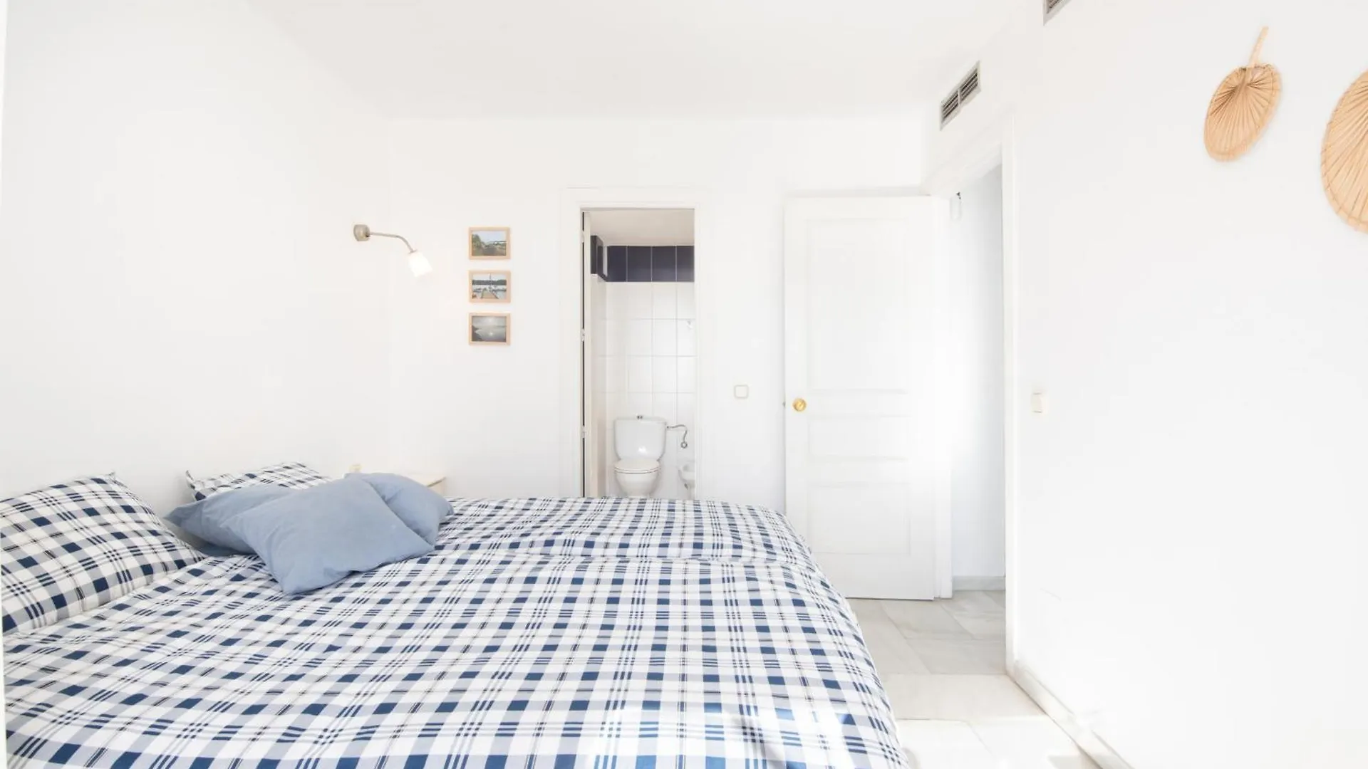 Puerto Deportivo - 2 Bedroom Apartment In Puerto Marina Benalmadena