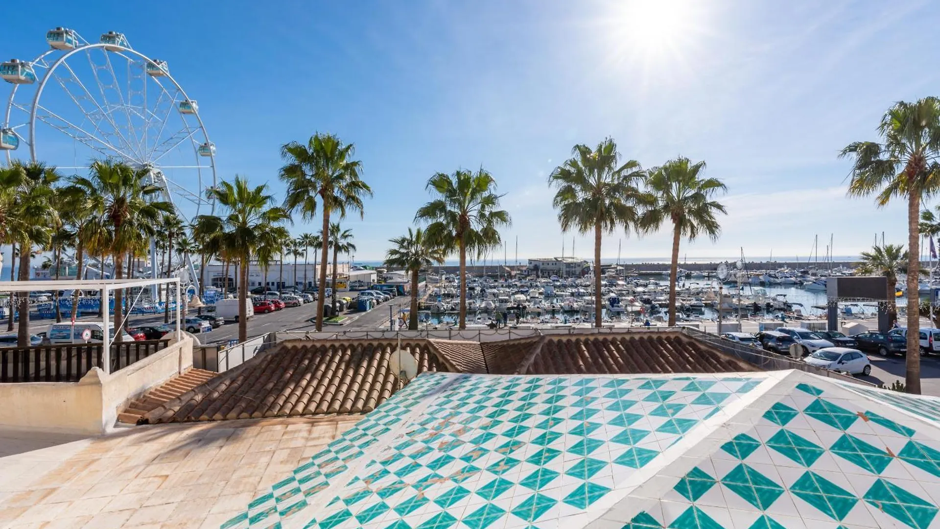 Puerto Deportivo - 2 Bedroom Apartment In Puerto Marina بينالماذينا